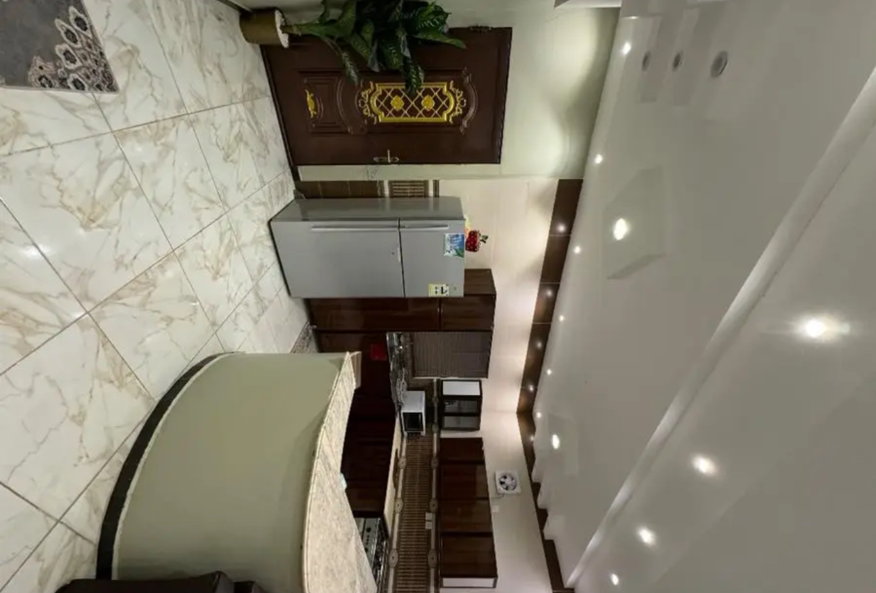 استراحه خاصه مميزه للبيع على شارعين 15