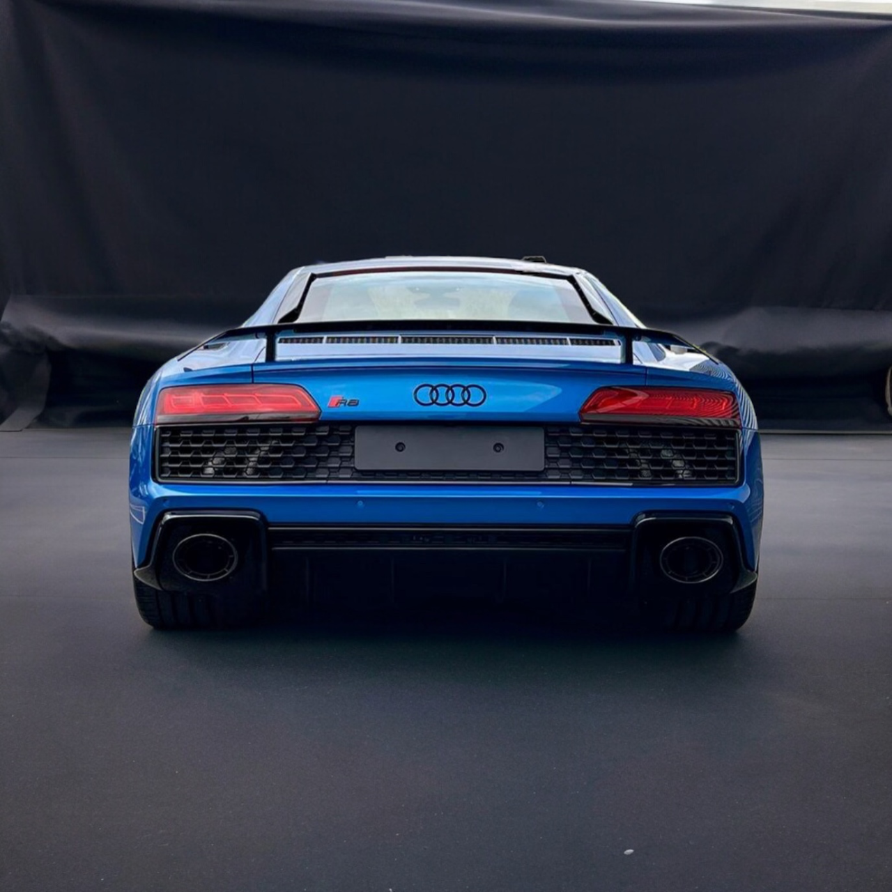 AUDI R8 v10